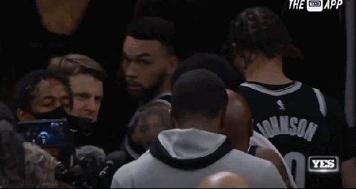 vip 注册地址-NBA官宣终身禁赛!文班亚马???|NBA总决赛|球迷|合影|比赛|球员_新浪体育_新浪新闻